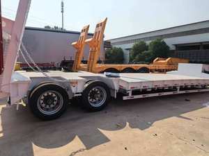 รถบรรทุกหัวลากซิโนทรัค ฮาวโอ 6x4 ดีเซล 351-450 แรงม้า ระบบกันสะเทือนแบบลม เกียร์ธรรมดา พวงมาลัยซ้าย ใหม่ สำหรับขนส่งโลจิสติกส์ - Product Image 3