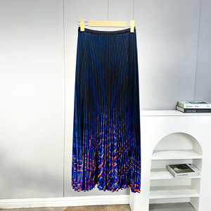 Falda plisada informal transpirable con estampado degradado y cintura natural, talla grande, holgada, estilo maxi, ropa a granel, nueva llegada PY 2026 - Product Image 3