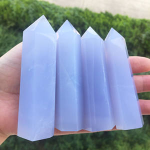 Vente directe d'usine Cristaux de chalcédoine bleue naturelle en forme de pointe de tour, baguette de quartz, pierres de guérison pour la décoration Feng Shui - Product Image 6