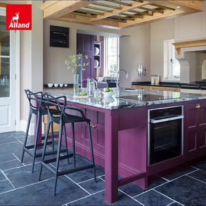 Allandcabinet - Armoires de cuisine personnalisées de haute qualité, couleur aubergine, portes shaker, avec design de réfrigérateur intégré - Product Image 4