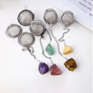 Wsy773 Infuseurs naturels en acier inoxydable 304 avec pierres de cristal (améthyste, quartz rose) pour thé et épices - Product Image 1