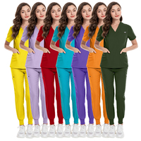 Ensemble de tenues professionnelles pour femmes 42118 – Vêtements de clinique esthétique + 5 accessoires supplémentaires – Uniformes de spa de qualité professionnelle 2025