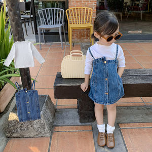Ensemble vêtements pour petites filles, salopette de printemps, en denim, avec t-shirt blanc, <span class=keywords><strong>2</strong></span> pièces, vente en gros, 2021 - Product Image 1