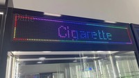 Décor de magasin de fumée Écran de défilement à led Vitrine d'affichage en verre avec lumières Magasin de tabac au détail Armoire en verre en aluminium