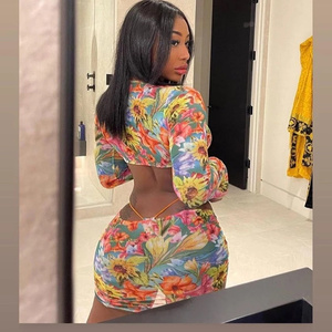 Completo due pezzi con top sexy in rete stampata floreale e gonna, outfit estivo per vacanze 2021, abbigliamento da rave party e club, R1726 - Product Image 4