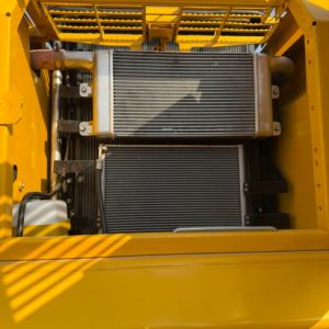 Excavatrice d'occasion Komatsu PC270LC, 27 tonnes, marque japonaise, excavatrice d'occasion en bon état, modèle original PC270LC-8 PC270 PC300, excavatrice lourde - Product Image 6