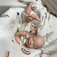 Poupée Reborn réaliste en silicone ultra-doux de 17 pouces (2,7 kg) - Fille souriante April pour bébé - Idéale pour les séances photo sur le thème des bébés