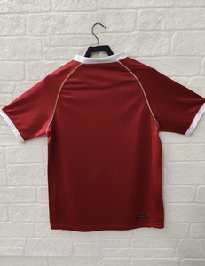 ชุดเสื้อแมนเชสเตอร์ ฤดูกาล 2006-2007 รุ่นโกลเด้นเจเนอเรชั่น คลาสสิค สีแดง ผ้าพรีเมียม ระบายอากาศดี สไตล์วินเทจ สำหรับการแข่งขัน - Product Image 1
