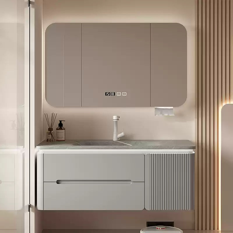 สีเทาเข้ม