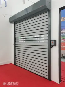 Persiana enrollable automática para puerta de garaje