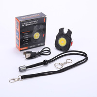 Ouvre-bouteille aimant fort voyant d'avertissement rouge petite lampe de poche LED USB Rechargeable poche Mini COB porte-clés lumière avec lanière