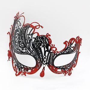 Disfraz de Mardi Gras para parejas de mascarada de encaje dorado negro para <span class=keywords><strong>mujer</strong></span>, vestido veneciano de fiesta para adultos con equipo de Bondage para hombres y niñas - Product Image 2