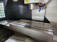 Centre d'usinage vertical de haute qualité 1160, fraiseuse CNC avec commande GSK, BT40, corps en fonte monobloc automatique, cadre VMC