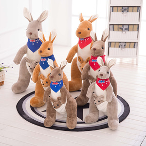 <span class=keywords><strong>Peluche</strong></span> <span class=keywords><strong>Canguro</strong></span> Australiano Set Genitore-Figlio con Bandiera e Sciarpa, Morbido Animale Imbottito per Decorazione e Regalo - Product Image 1