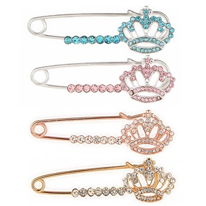 Broche con Forma de Corona y Pedrería, Chapado en Oro, Diseño Personalizado, Joyería de Moda para Mujer, Accesorio de Regalo - Product Image 1