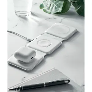 Base di ricarica pieghevole ORIO per gadget personalizzati - Product Image 4