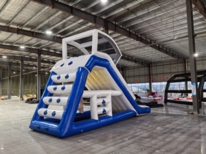 Scivolo acquatico gonfiabile <span class=keywords><strong>per</strong></span> parco divertimenti, parete da arrampicata/scivolo a torre, <span class=keywords><strong>per</strong></span> uso commerciale su yacht, in PVC, in vendita - Product Image 3