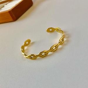 QISEN Tarnish Free 18K PVD Gold Plated Four Leaf Clover <strong>Bangle</strong> <strong>Bracelet</strong> for Women Waterproof Designer Jewelry - Product Image 6