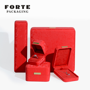 New Luxury Dubai <strong>Jewelry</strong> <strong>Box</strong> Customized Logo Ring <strong>Box</strong> with Luxury PU Leather New Fashion Embalagem Joias for Rings - Product Image 4