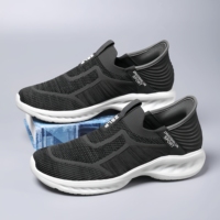 Chaussures de marche unisexes en maille respirante, chaussures de sport de luxe OEM de haute qualité, chaussures décontractées classiques légères de créateur, toutes saisons