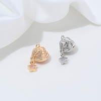 Pendentif en laiton plaqué or 14 carats, motif chapeau de Noël exquis et mignon, avec base en zircon et petites étoiles, fait main, accessoire de collier pour bijoux DIY