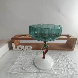 Handmade Petal-Shaped <strong>Martini</strong> <strong>Glass</strong> Goblet Unique Ice Cream Cup for Parties Wine Hot Sale Cocktail <strong>Glass</strong> with Leaf Flower Design - Product Image 4