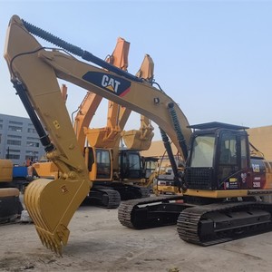Excavadora Cat 320D Usada Popular con Cucharón y Martillo (Accesorios Opcionales), Pocas Horas de Uso, Reacondicionada - Product Image 1