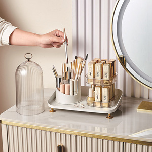 Organisateur de maquillage rotatif transparent avec couvercle, anti-poussière, support à rouge à lèvres de bureau, rangement cosmétique en plastique léger 360° - Product Image 3