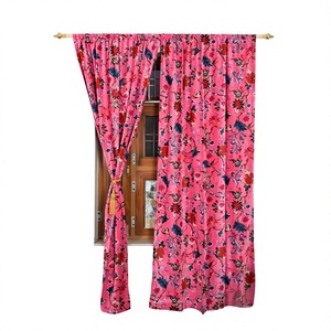 Rideau Boho Vintage en Velours de Coton Rose Bonbon Couleur Imprimé Jungle, Rideaux de Luxe, Cadeau de Pendaison de Crémaillère, Vente en Gros - Product Image 1