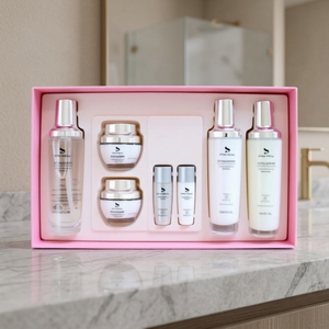 Soins de la peau hydratants au collagène hydrolysé coréen 5 pièces pour femmes avec extraits botaniques raffermissant éclaircissant peau hydratée - Product Image 5