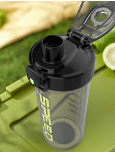 ขวดน้ำกีฬาคุณภาพสูงแบบกำหนดเอง ขนาด 700 มล. โปร่งใส เหมาะสำหรับการเดินทาง ทนความร้อน ใช้ได้ทั้งชายและหญิง ขวดพลาสติก พร้อมโลโก้ - Product Image 5