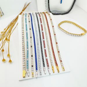 <span class=keywords><strong>Bracciale</strong></span> Hip-Hop a Catena Tennis Quadrata con Zircone Cubico Bianco da 4mm in <span class=keywords><strong>Acciaio</strong></span> Inossidabile Opaco per <span class=keywords><strong>Uomo</strong></span> e Donna - Product Image 4