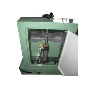 Máquina de serigrafía cilíndrica sin vástago de precisión de gran venta, semiautomática, de bajo costo para impresión en papel - Product Image 6