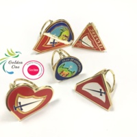 Pathfinder club vente chaude logo personnalisé badges en métal broche porte-clés brillant plaqué or forme de triangle porte-clés
