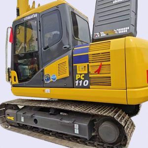 Mini-excavatrice Komatsu PC110 d'occasion, 11 tonnes, équipement industriel du Japon, moteur Cummins, certifiée CE, avec pompe à godet pour rapport. - Product Image 1