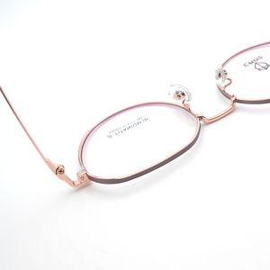 กรอบแว่นตาเมมโมรี่เมทัล D9955 น้ำหนักเบา ทนทาน ทันสมัย ดีไซน์ยืดหยุ่นเพื่อความสบาย - Product Image 4