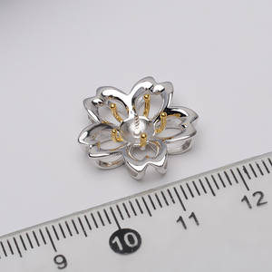 Pendentif en argent S925 en forme de fleur, support de perle séparée en deux couleurs, base 7-8 mm, pour bijoux DIY et breloques, catégorie de produit - Product Image 4