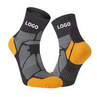 DESIGN GRATUIT & MOCK-UP Logo Personnalisé Chaussettes de Sport Hommes Respirantes à Manchette Courte Athlétique Sox Quarter Sport Chaussettes en Coton