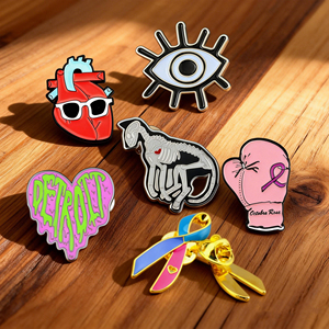 Promosi OEM pin kucing Kawii kartun Lapel hewan logam Enamel keras kustom - Product Image 1