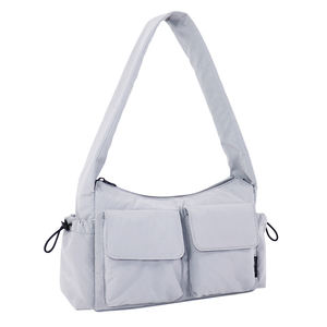 กระเป๋าสะพายข้างผู้หญิง SENDA ดีไซน์เรียบหรูทันสมัย มีหลายช่องใส่ของ ผลิตจากผ้ารีไซเคิล REPT พร้อมซิป ผ้าแคนวาส และดีเทลโบว์ เหมาะสำหรับใช้ในชีวิตประจำวัน - Product Image 2