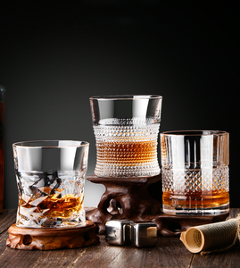 Copas <span class=keywords><strong>de</strong></span> Vino Clásicas Talladas con Diseño <span class=keywords><strong>de</strong></span> Hockey sobre Hielo XO, para Uso en Hoteles, Cristal Personalizado, Capacidad <span class=keywords><strong>de</strong></span> 290 ml, Venta al Por Mayor - Product Image 2