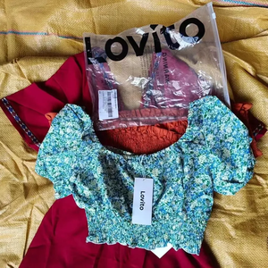 2023 Venta al Por Mayor Ropa Nueva de Marca Surtido Mixto <span class=keywords><strong>Lovito</strong></span> Pacas de Tops y Vestidos - Product Image 1