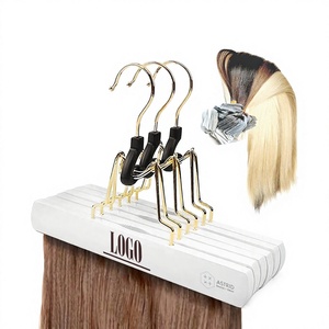 Astrid - Colgador de Madera Blanco de 23 CM para Ahorrar Espacio, con Clip, para Exhibición en Salón o Tienda, con Logotipo Personalizado, para Bolsas, Pelucas, Extensiones de Cabello - Product Image 1