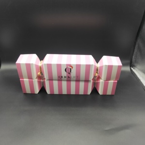 Boîte à bonbons en papier écologique avec estampage à chaud doré pour Pâques, emballage en forme de <span class=keywords><strong>bonbon</strong></span>, impression de logo personnalisée, célébrations des fêtes - Product Image 3