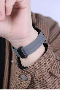 Bracelet de montre magnétique en Silicone de vente chaude 20mm 22mm Bracelet de montre respirant pour IWatch 3 4 5 6 <span class=keywords><strong>7</strong></span> SE Band pour <span class=keywords><strong>Apple</strong></span> - Product Image 3