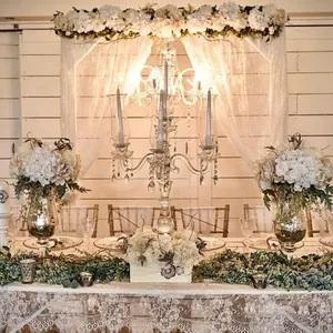80厘米高漂亮的婚礼桌中心件透明5臂玻璃烛台，用于玻璃飓风婚礼