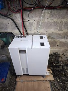 Docan EU US STOCK DO-NOON 51.2V 314Ah 300Ah 15kWh 16kWh Plug & Play Batería Solar LiFePO4 Preconstruida con WIFI, Móvil Vertical - Product Image 4