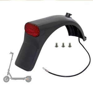 Guardabarros trasero original MI5 PRO con luz trasera para scooter eléctrico MI5 PRO, piezas de repuesto y accesorios de reparación. - Product Image 5