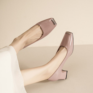 Escarpins à bout carré et talon carré en cuir verni, talon moyen, chaussures de bureau à enfiler, souples et confortables pour femme, toutes saisons - Product Image 3