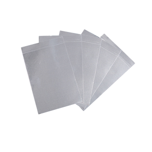 Película de Sellado Autoadhesiva de Aluminio para Placas de Laboratorio de 96 Pocillos - Product Image 4